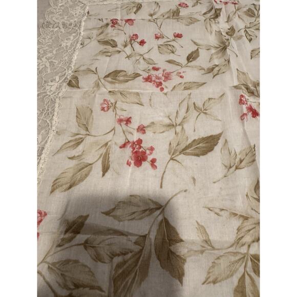 Vintage Pierre Balmain cotton handkerchief with lace trim - Picture 8 of 8